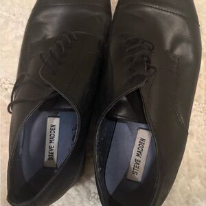 Steve Madden Sleek Black Leather Derbys